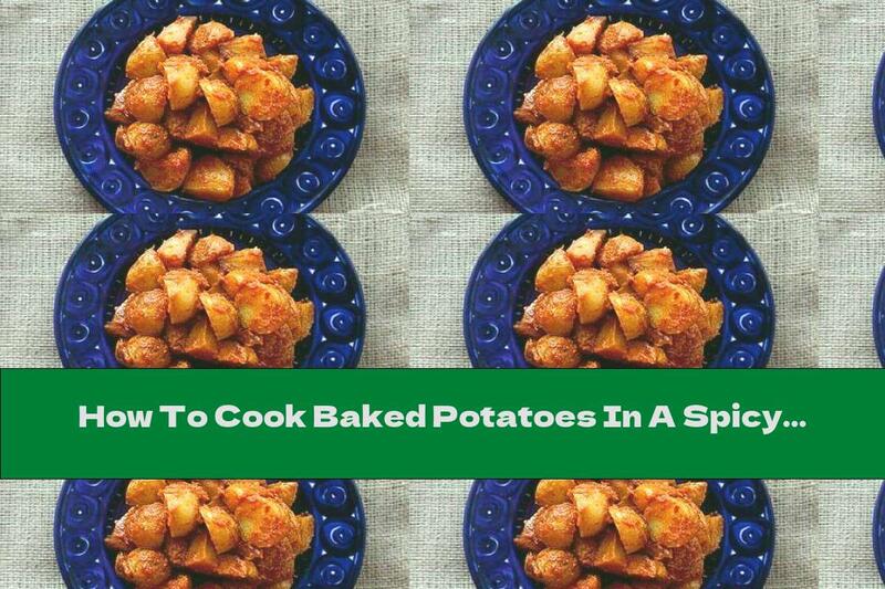 How To Cook Baked Potatoes In A Spicy Tomato Sauce With Garlic And White Wine - Recipe