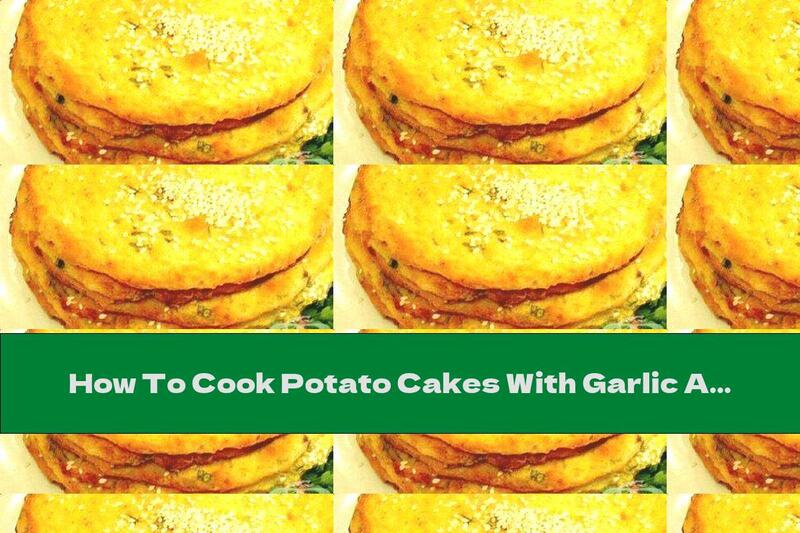 How To Cook Potato Cakes With Garlic And Sesame - Recipe